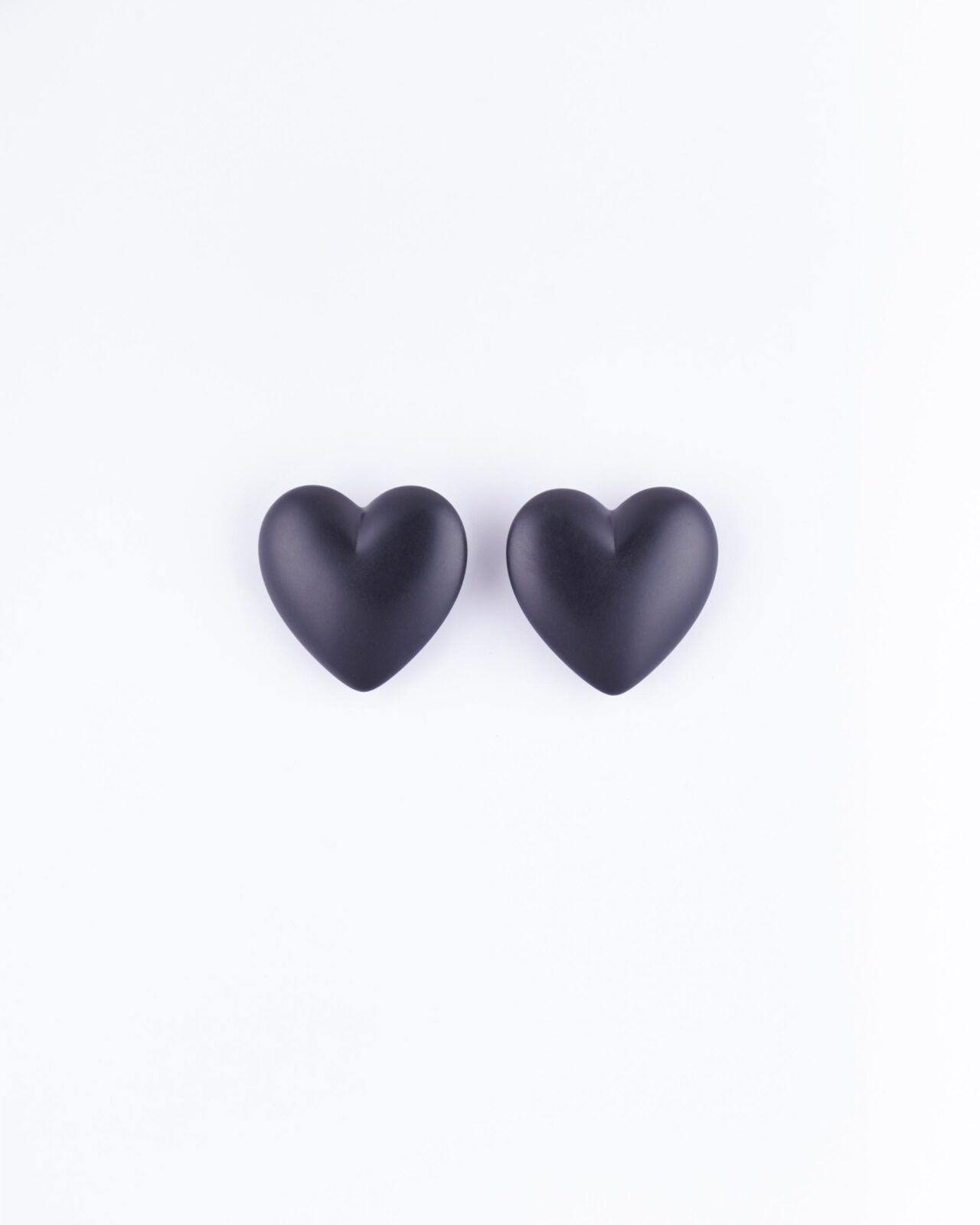Orecchino Star & Heart Clip Cuore Macro Nero Opaco