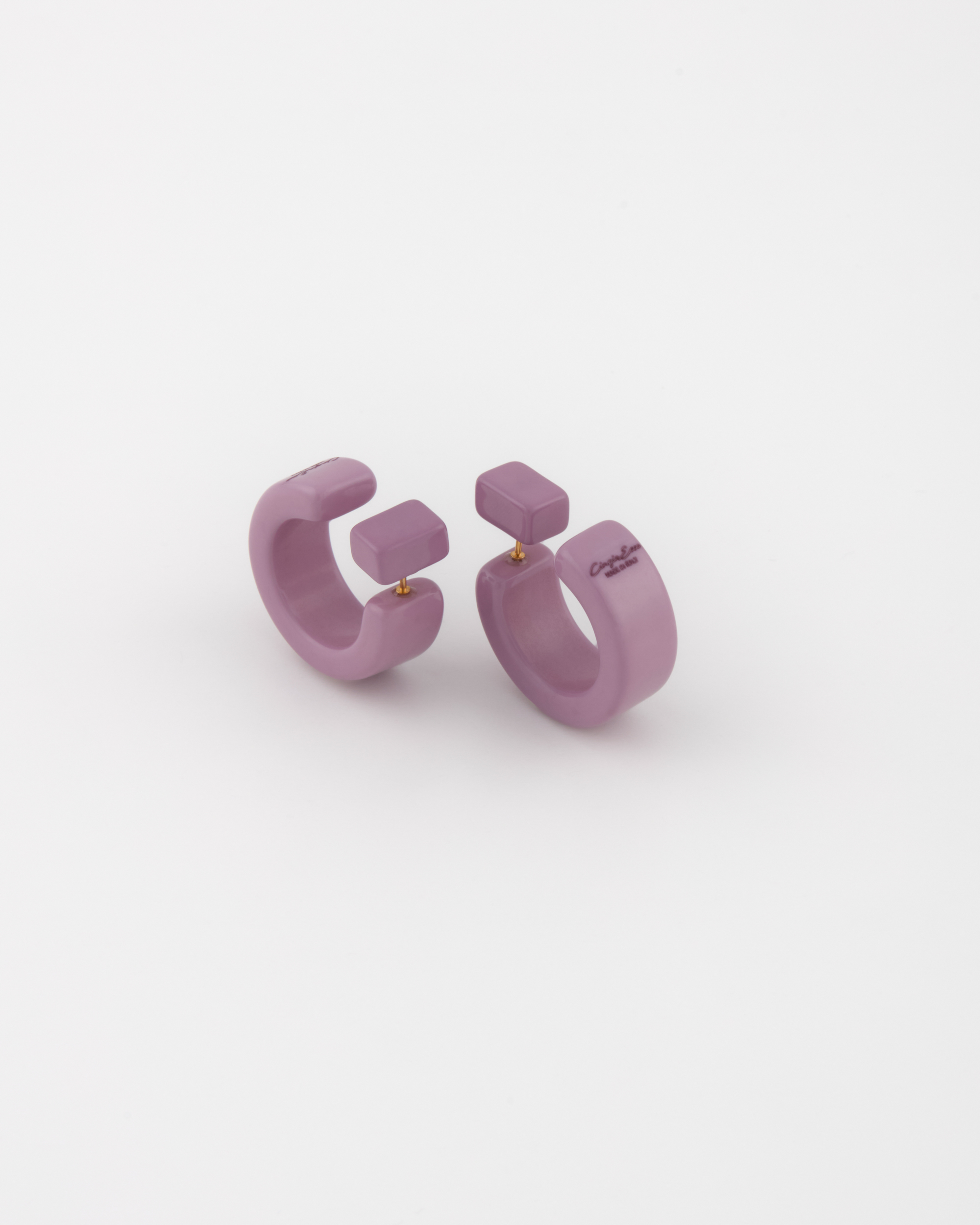 Orecchino Resina sezione quadrata Diametro 3 cm Lilla