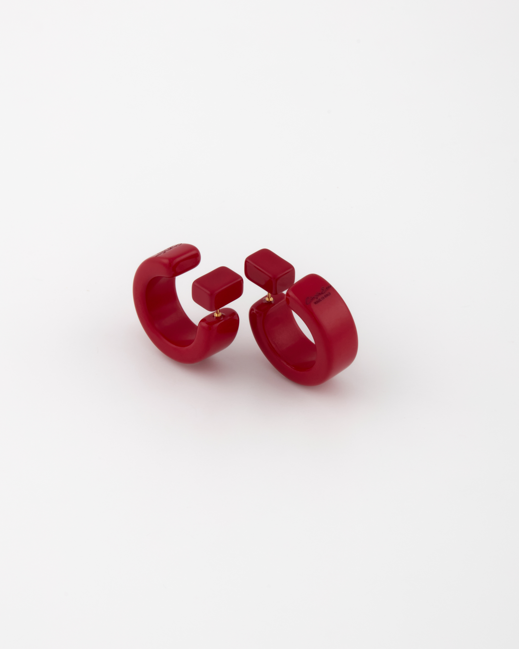 Orecchino Resina sezione quadrata Diametro 3 cm Rosso