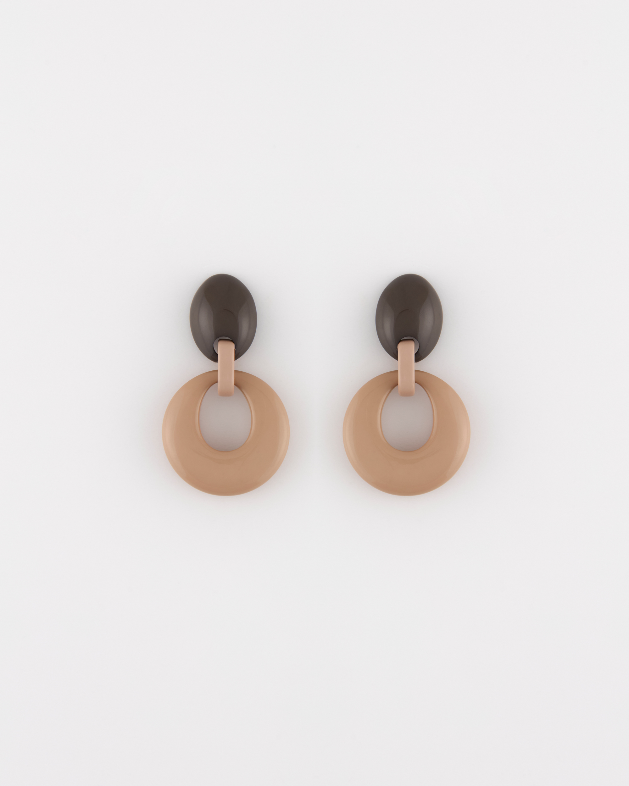 Orecchino Perno Tortora+Grigio con cerchio pendente cm 6,5