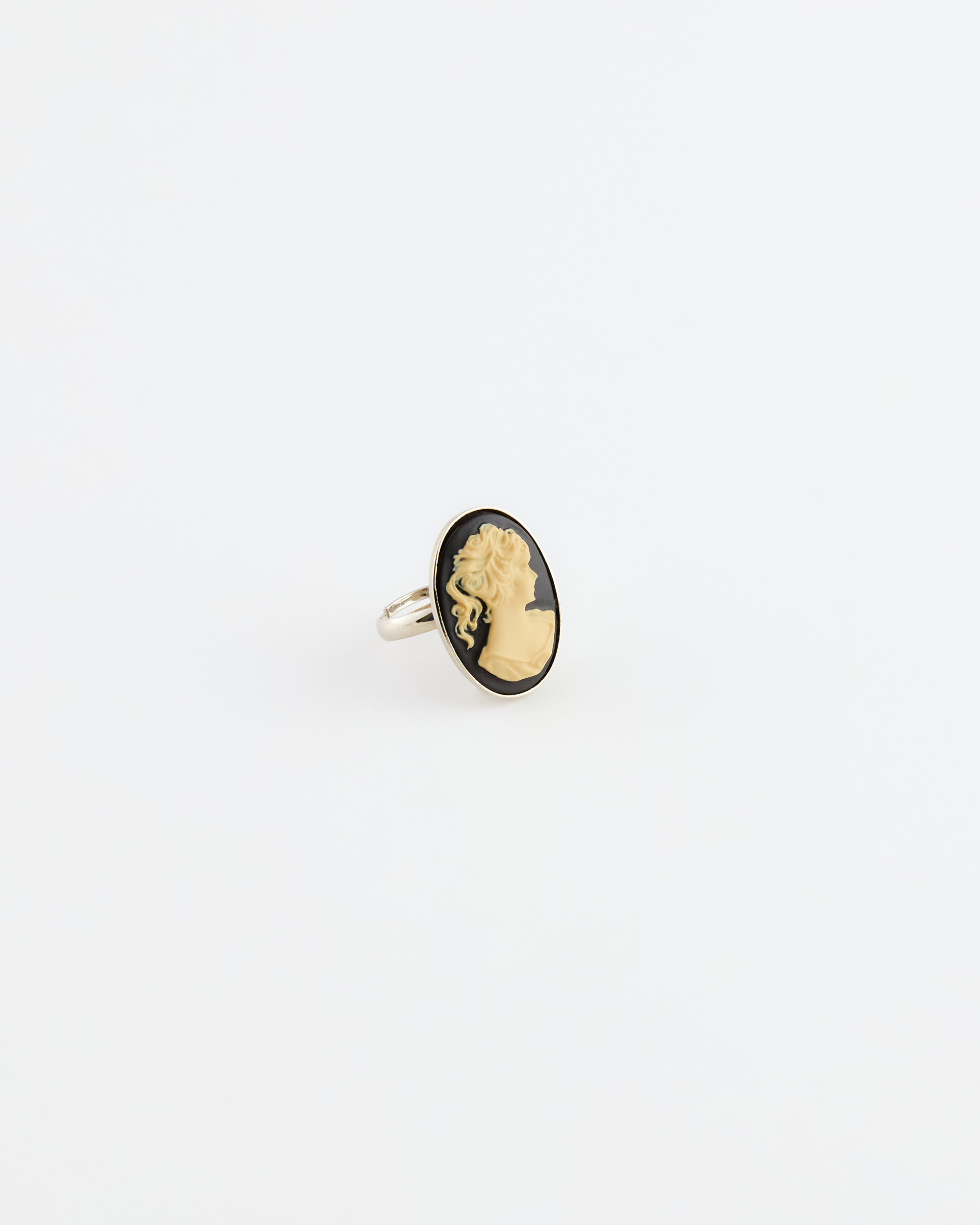 Anello Regolabile Cammeo Nero