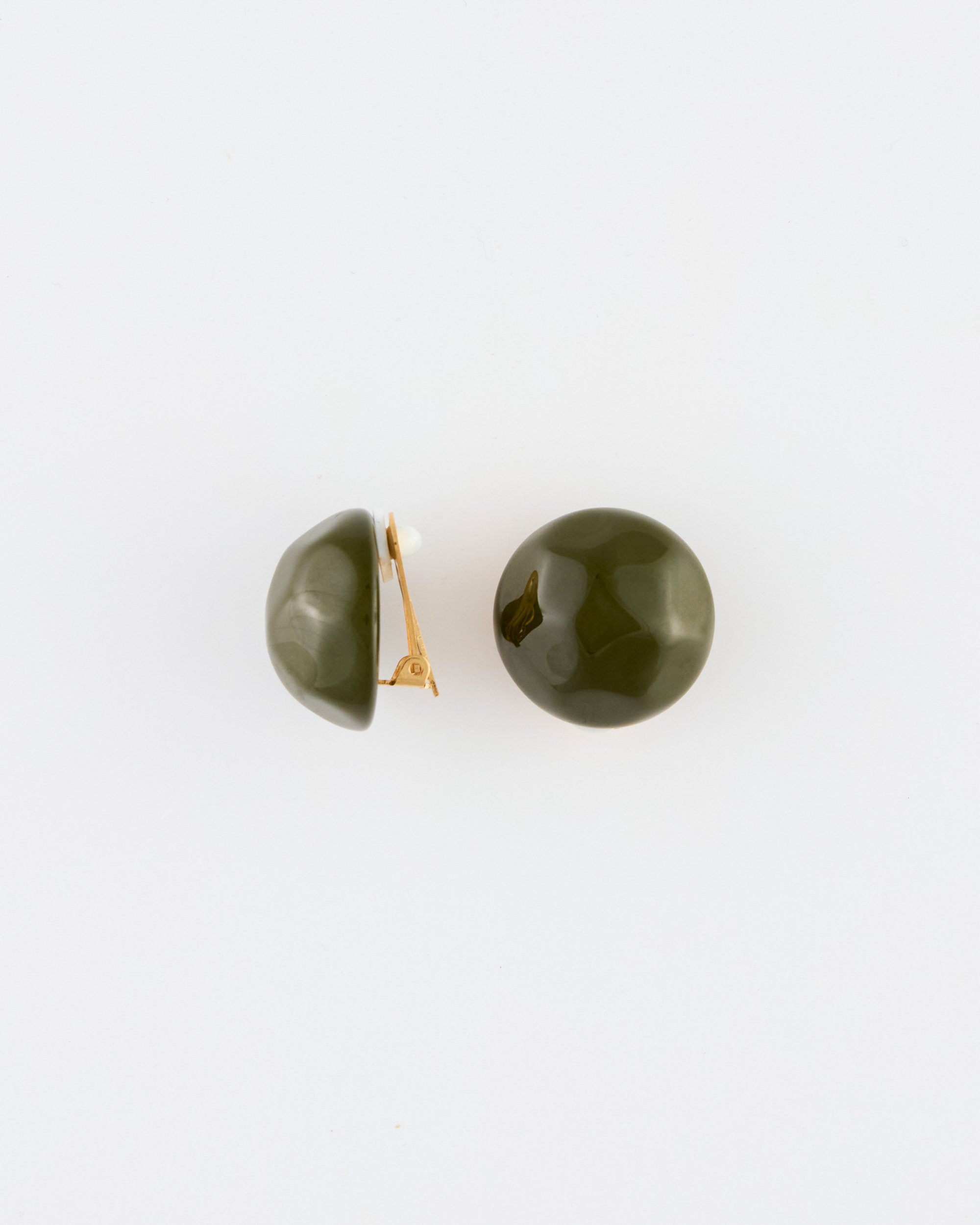 Orecchino Bottone Clip Resina Sfaccettata mm 25 Olivine